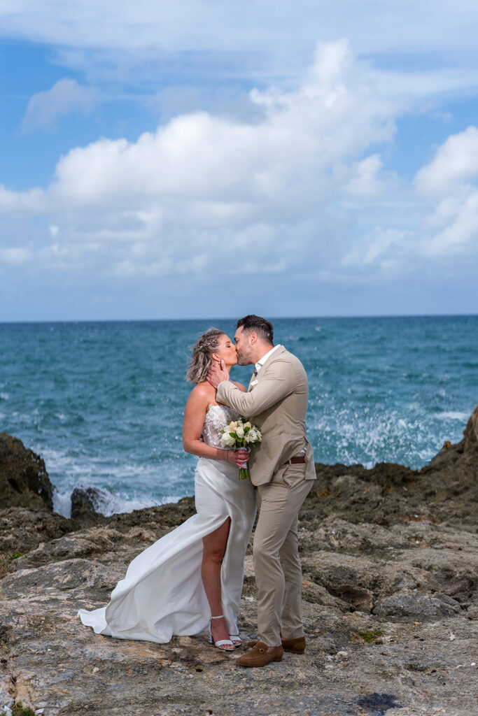 Mariage à destination — photographe et vidéaste de mariage disponible à l'étranger.